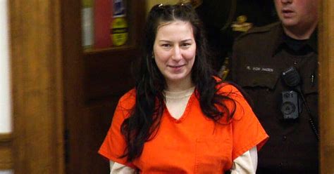 Wisconsin woman sentenced for killing and dismembering ex。